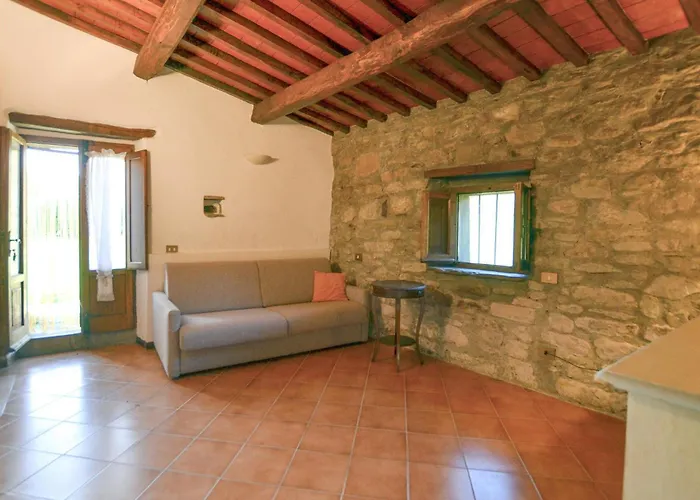 Amazing In Feriehus Cortona